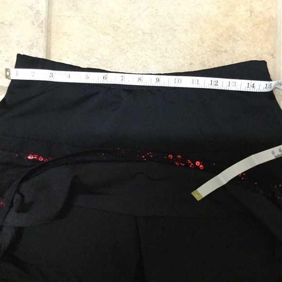 dTl sport skirt - Picture 6 of 6